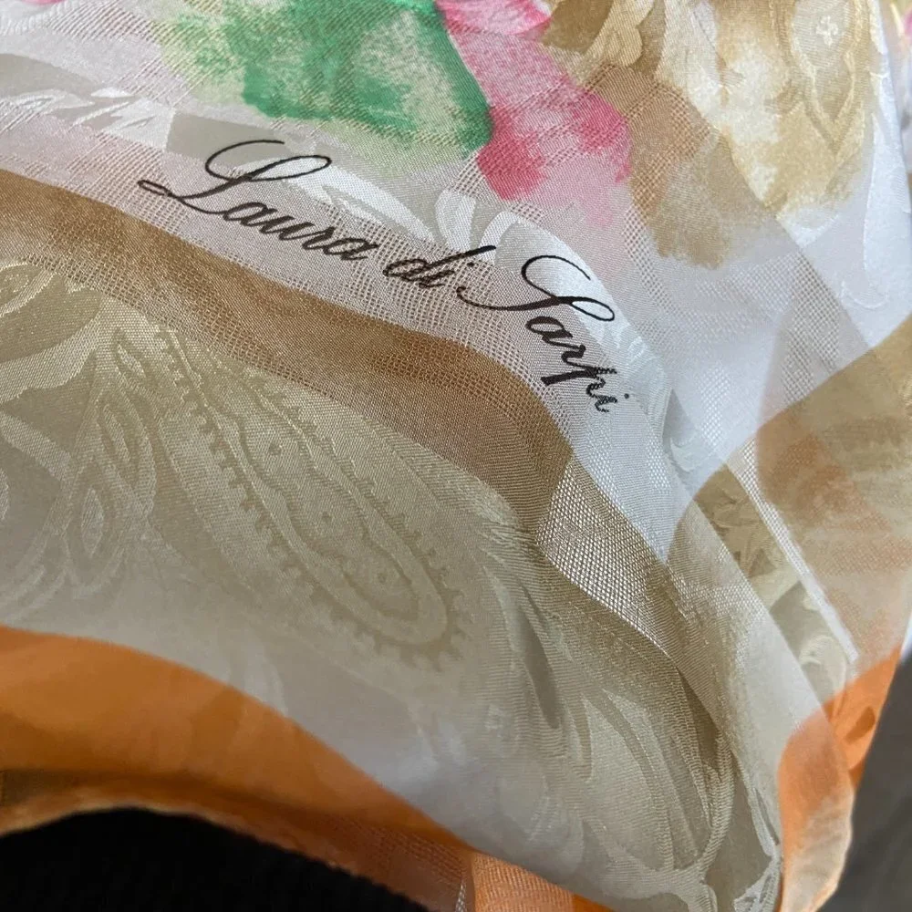 Vintage Laura di Garpi ( Jarpi ) Square Scarf 34